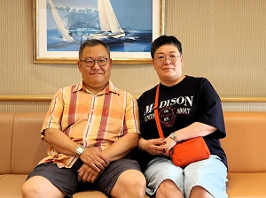 guest2360-Lee